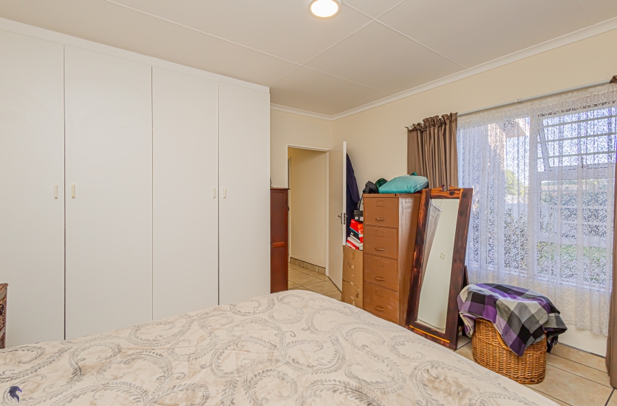 4 Bedroom Property for Sale in Country Club Western Cape